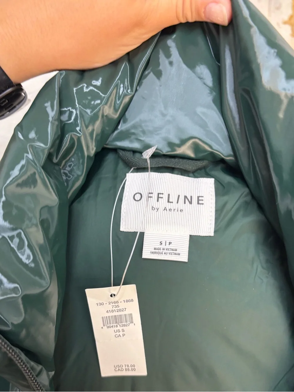 NWT OFFLINE by Aerie Puff Love Green Oversized Vest Size Small